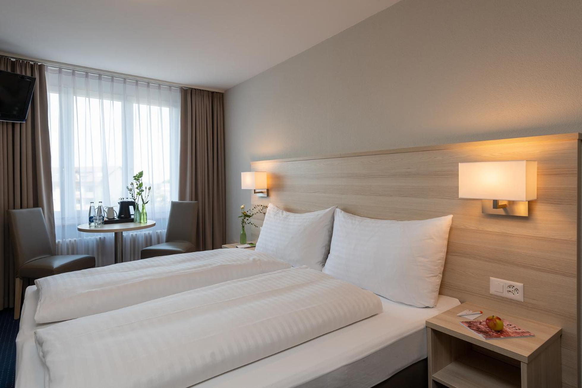 Hotel Garni Roessli Wittenbach ภายนอก รูปภาพ