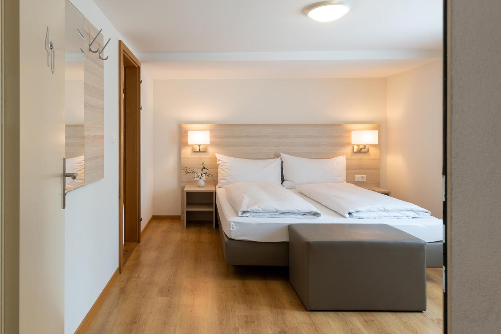 Hotel Garni Roessli Wittenbach ภายนอก รูปภาพ