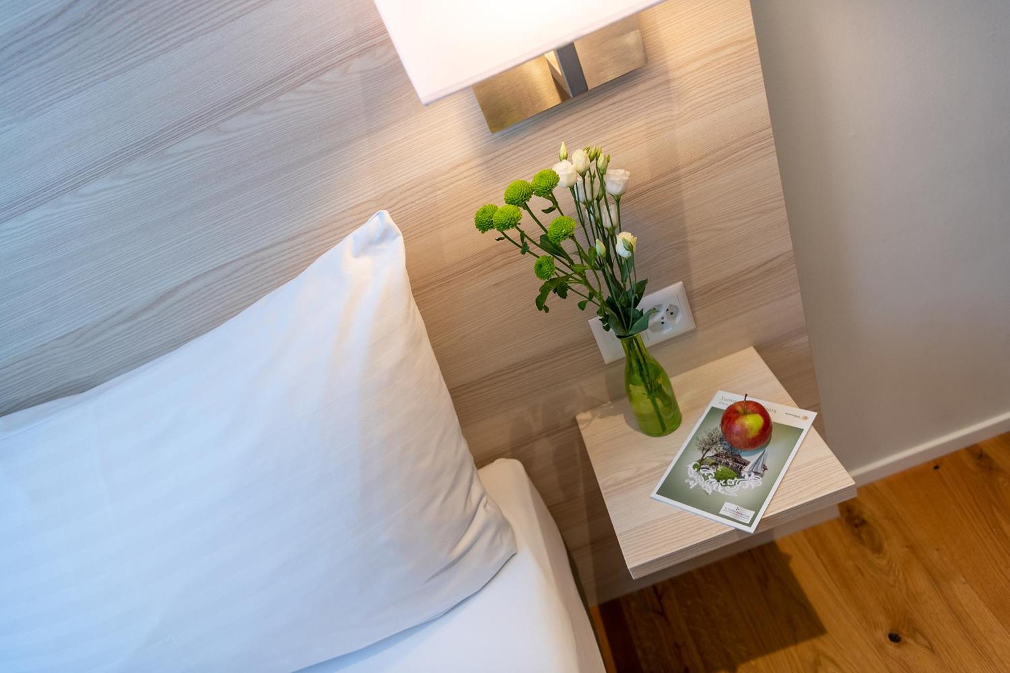 Hotel Garni Roessli Wittenbach ภายนอก รูปภาพ
