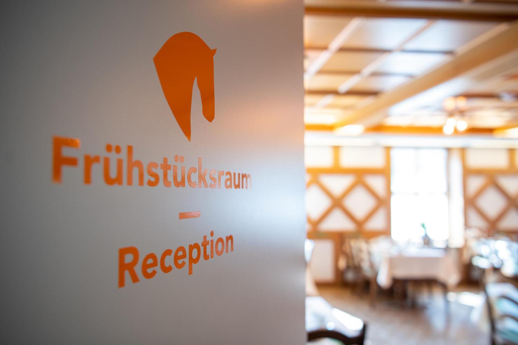 Hotel Garni Roessli Wittenbach ภายนอก รูปภาพ