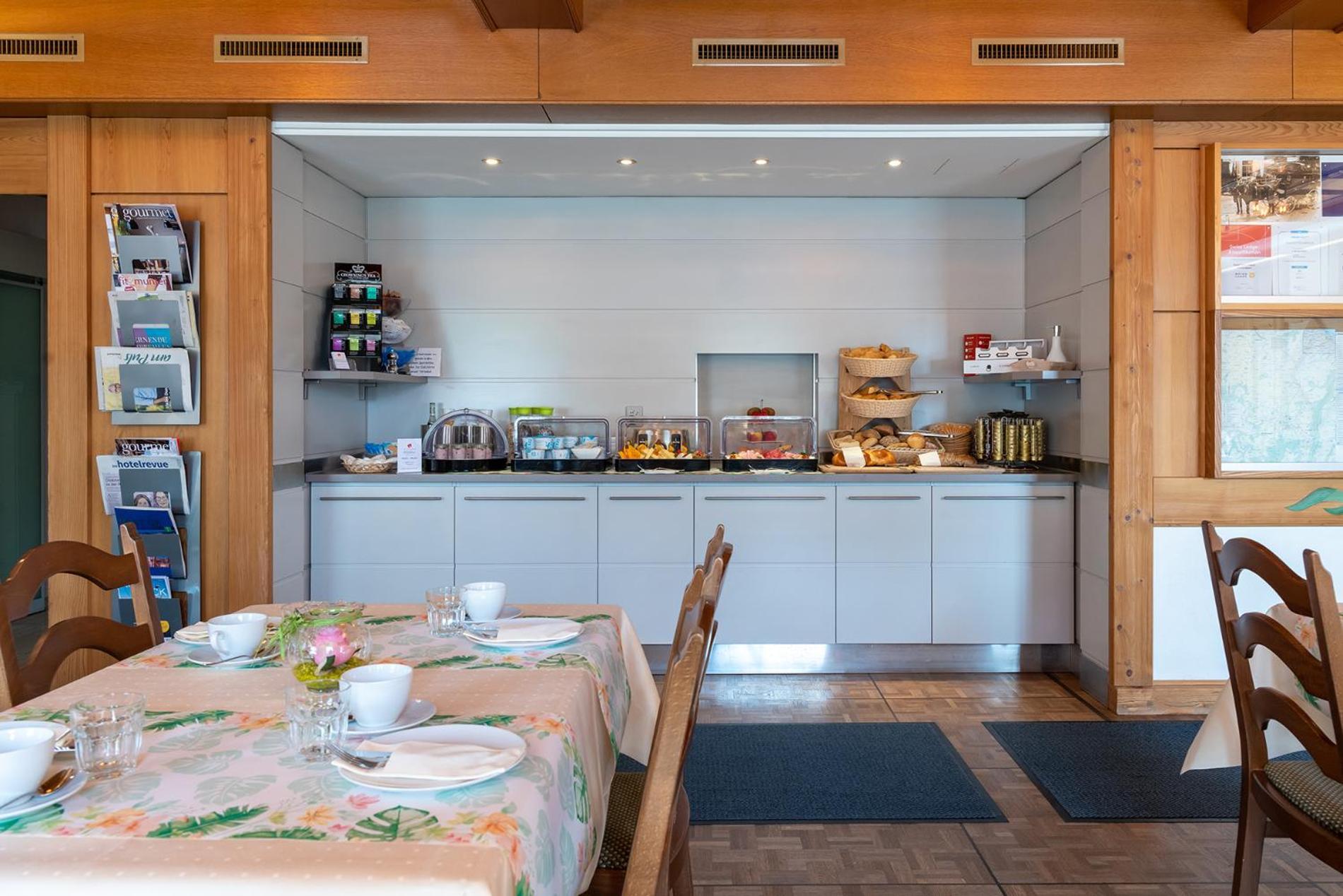 Hotel Garni Roessli Wittenbach ภายนอก รูปภาพ