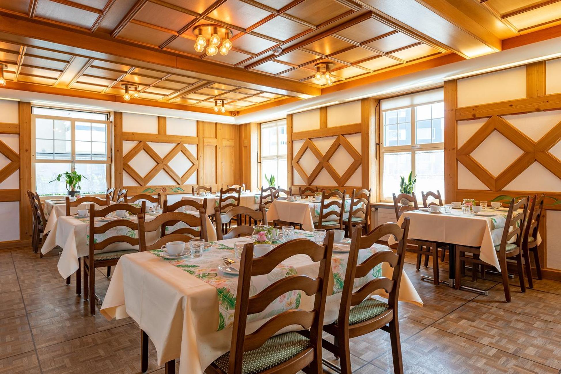 Hotel Garni Roessli Wittenbach ภายนอก รูปภาพ